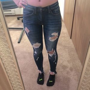 Mid-rise Distressed KanCans